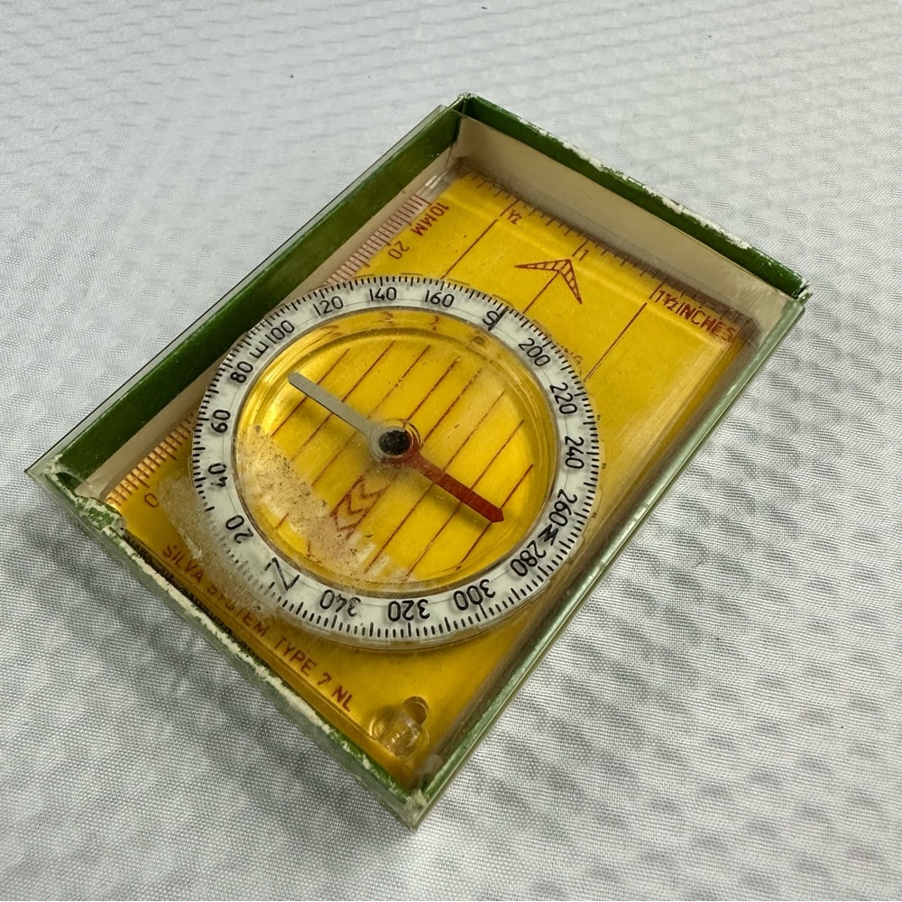 Vintage Silva Polaris compass